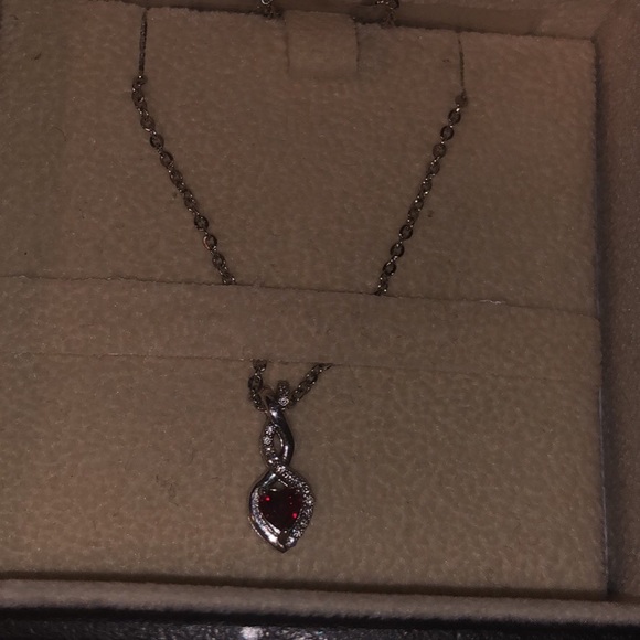 Ruby necklace - Picture 2 of 2